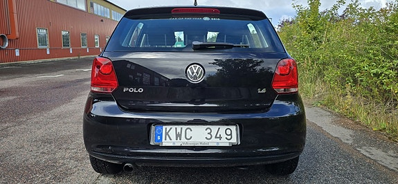 Volkswagen Polo 4 of 15