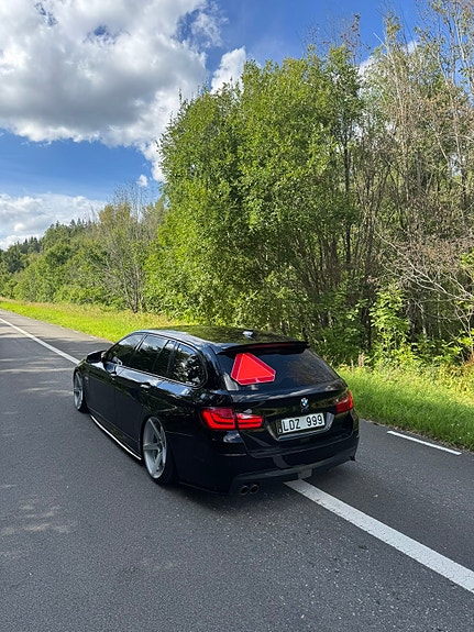 BMW 520d 4 of 12