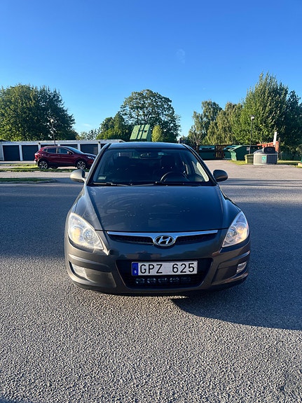 Hyundai i30 3 of 5