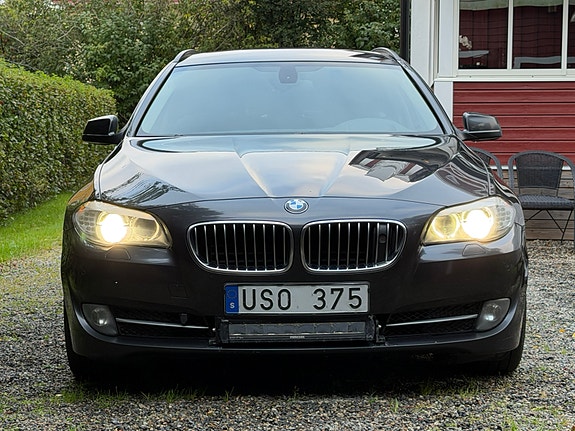 BMW 530xd 4 of 16