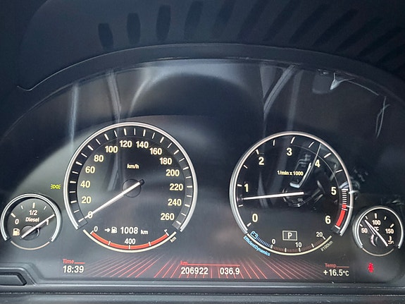 BMW 530xd 9 of 16