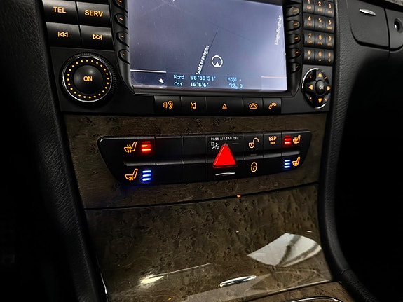 Mercedes-Benz E63 29 of 30