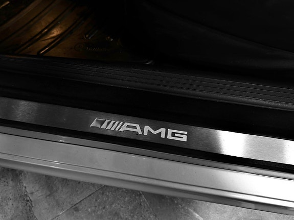 Mercedes-Benz E63 21 of 30