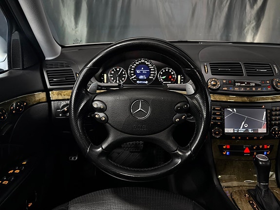 Mercedes-Benz E63 24 of 30