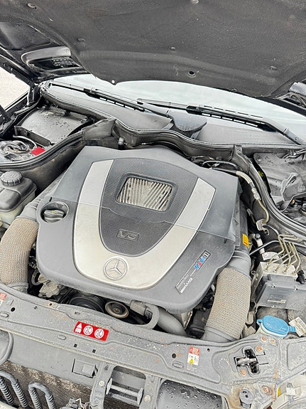 Mercedes-Benz C230 11 of 15