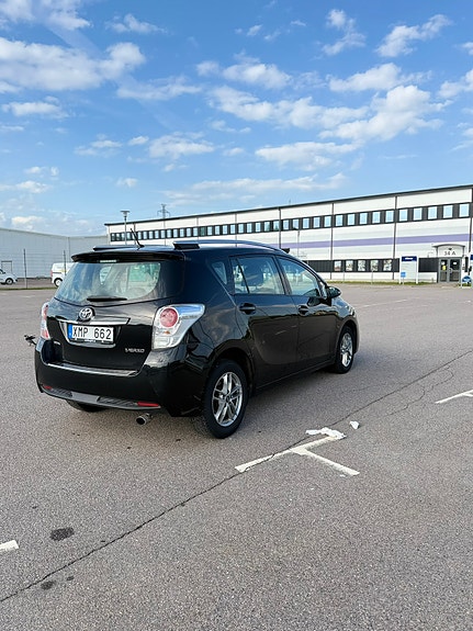 Toyota Verso 7 of 8