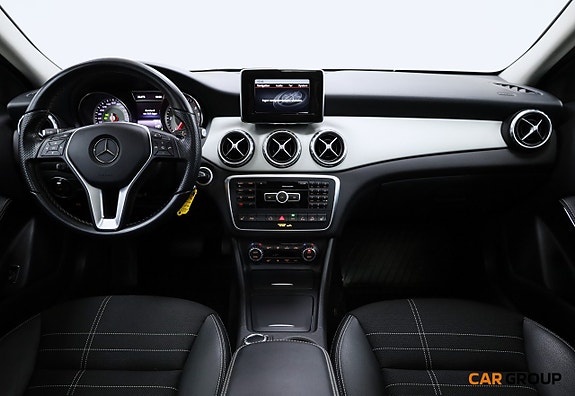 Mercedes-Benz GLA220 9 of 21