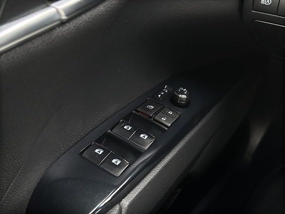 Toyota Camry 19 of 21