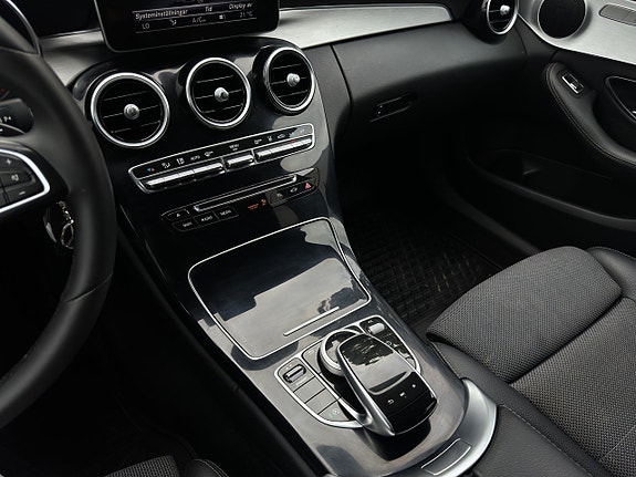 Mercedes-Benz C220 d 14 of 20