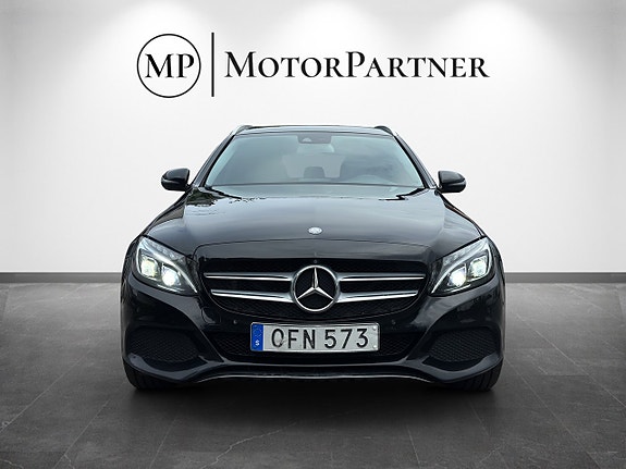 Mercedes-Benz C220 d 2 of 20