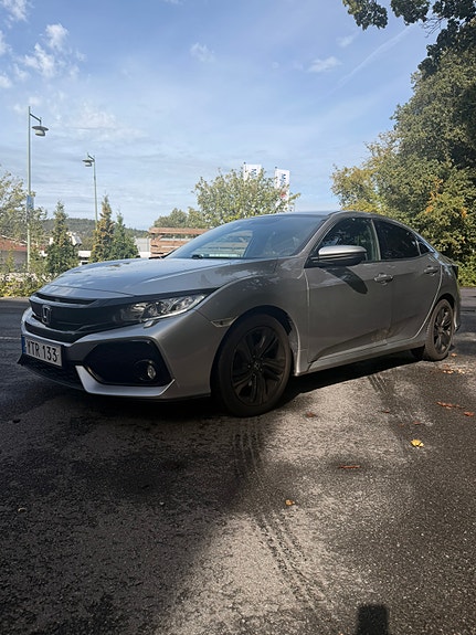 Honda Civic 2 of 8