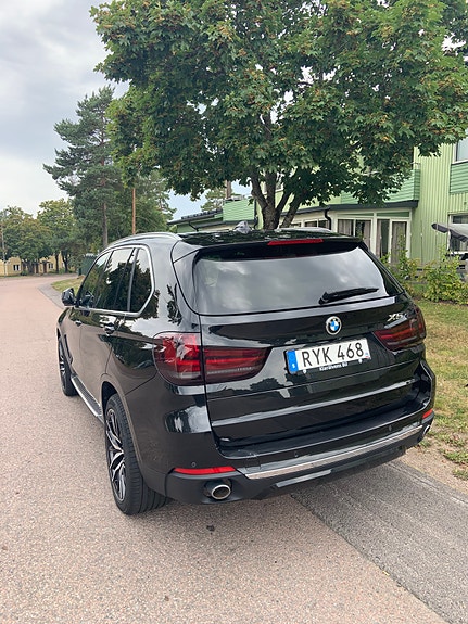 BMW X5 2 of 13