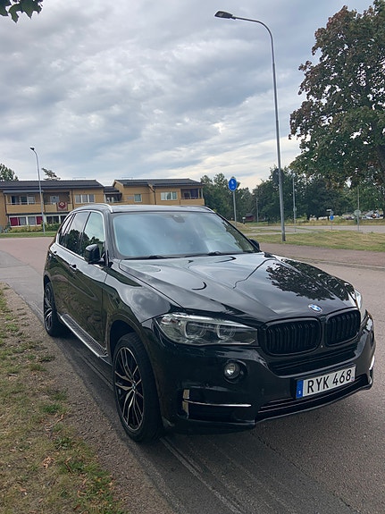 BMW X5 6 of 13