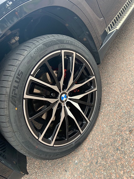BMW X5 13 of 13