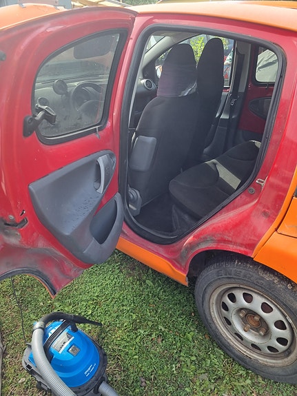 Citroen C1 4 of 5