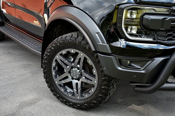 Ford Ranger Raptor 20 of 23