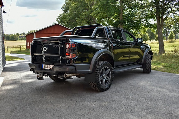 Ford Ranger Raptor 6 of 23
