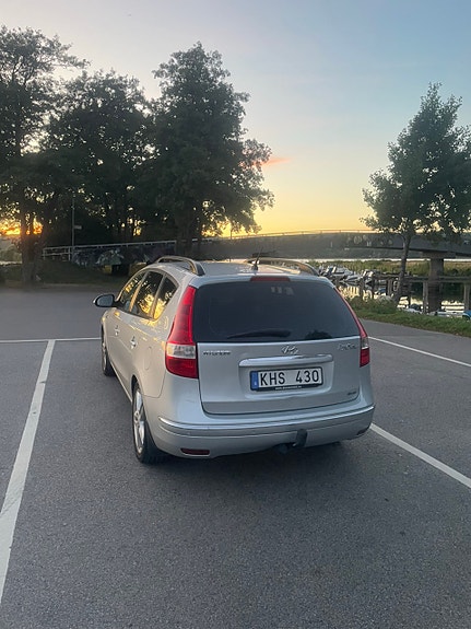 Hyundai i30 3 of 8