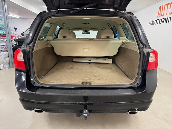 Volvo V70 10 of 21