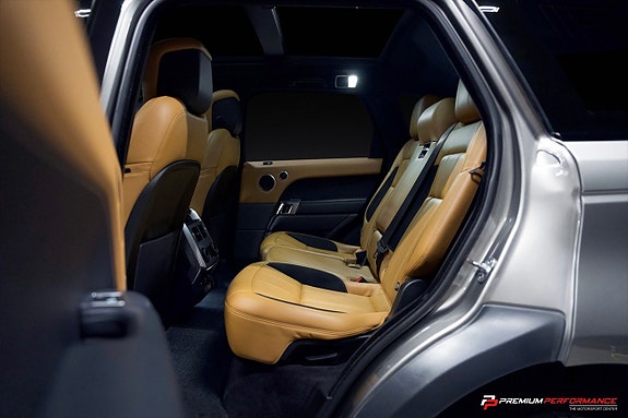 Land Rover Range Rover Sport 25 of 27