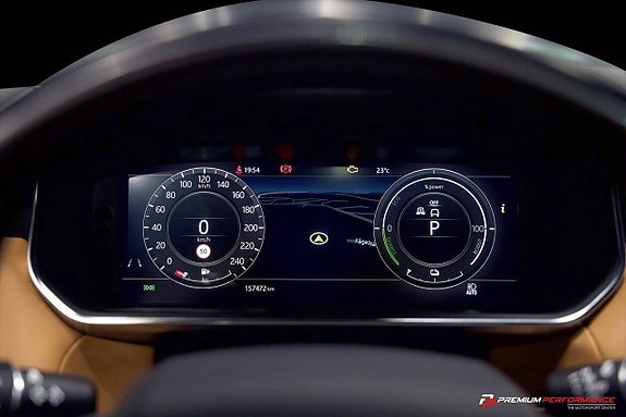 Land Rover Range Rover Sport 14 of 27
