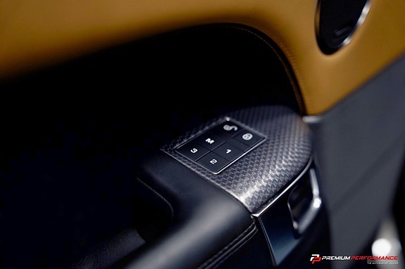 Land Rover Range Rover Sport 12 of 27