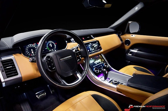 Land Rover Range Rover Sport 9 of 27