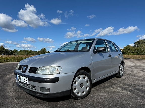 Seat Ibiza 2 of 7