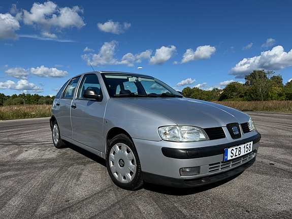 Seat Ibiza 4 of 7