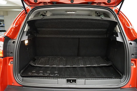 Renault Captur 8 of 15