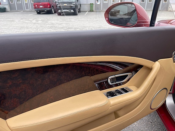 Bentley Continental GT 11 of 12