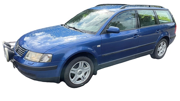 Volkswagen Passat 2 of 3