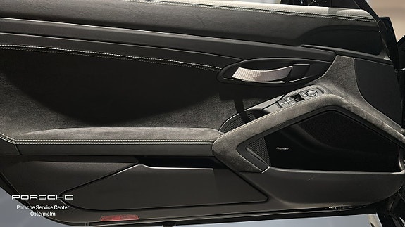 Porsche 718 Boxster 6 of 17