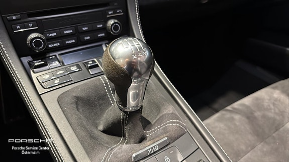 Porsche 718 Boxster 16 of 17