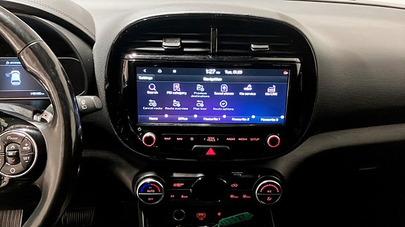 Kia e-Soul 9 of 12
