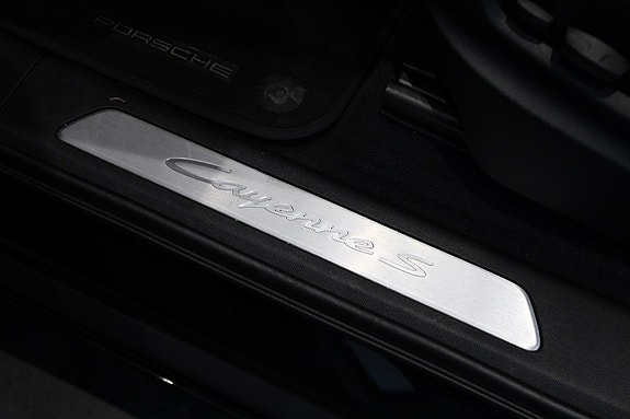 Porsche Cayenne S 20 of 20