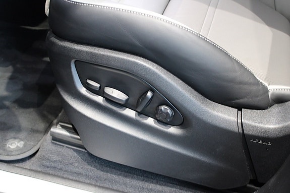 Porsche Cayenne S 17 of 20