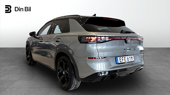 Volkswagen T-Roc 3 of 14