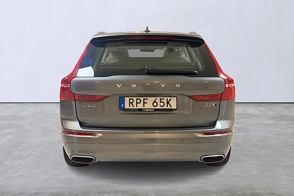 Volvo XC60 5 of 17