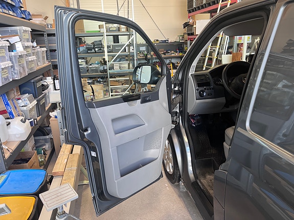Volkswagen Transporter 6 of 30