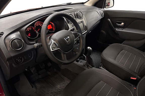 Dacia Sandero 8 of 18