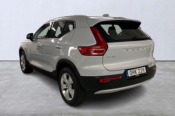 Volvo XC40 4 of 19