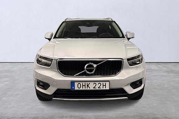 Volvo XC40 7 of 19