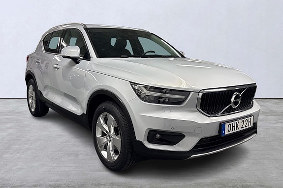 Volvo XC40 6 of 19