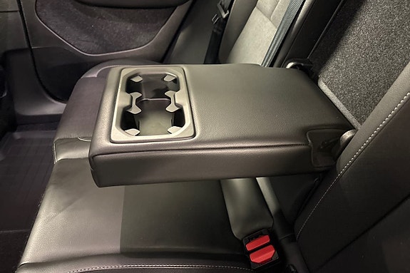 Volvo XC40 18 of 19