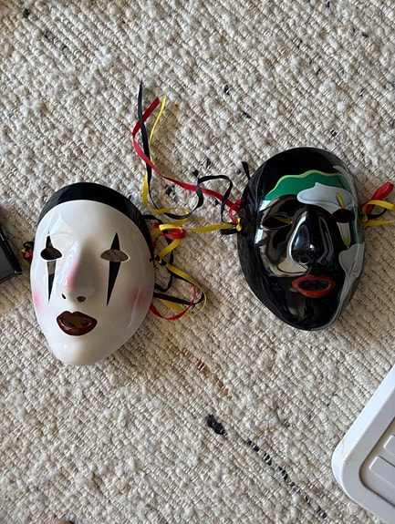 Product image 1 of 2