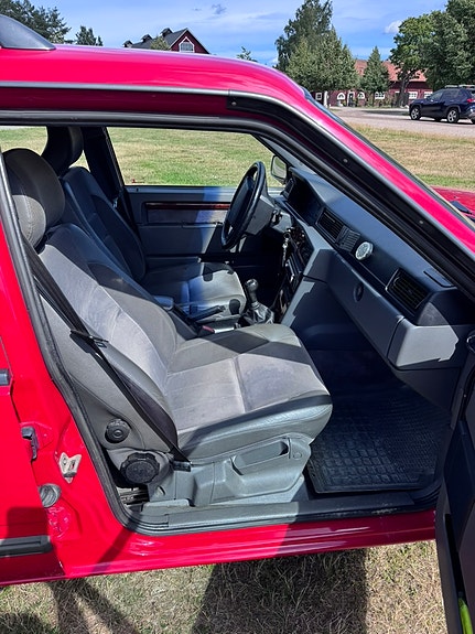 Volvo 940 12 of 21