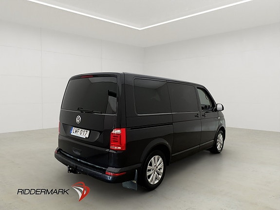 Volkswagen Multivan 9 of 30