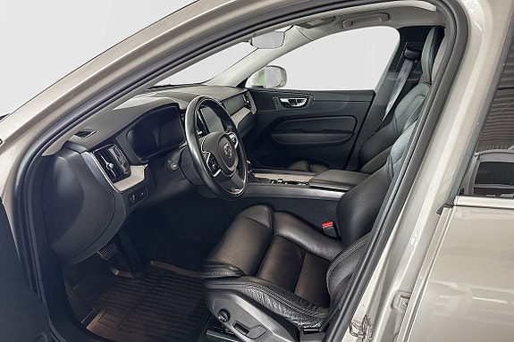 Volvo XC60 4 of 18
