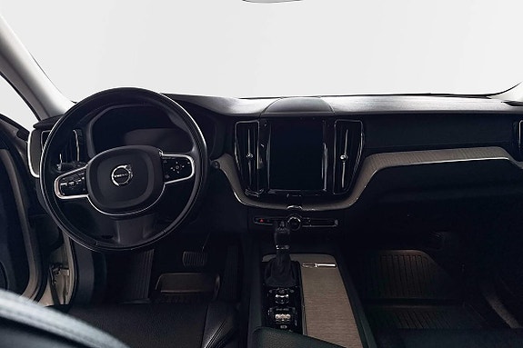 Volvo XC60 5 of 18